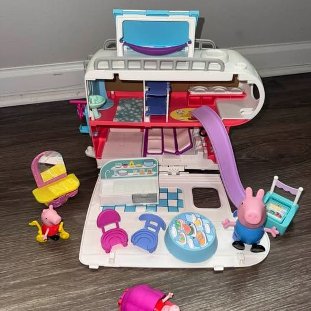 Peppa Pig 2-in-1 Campervan Playset